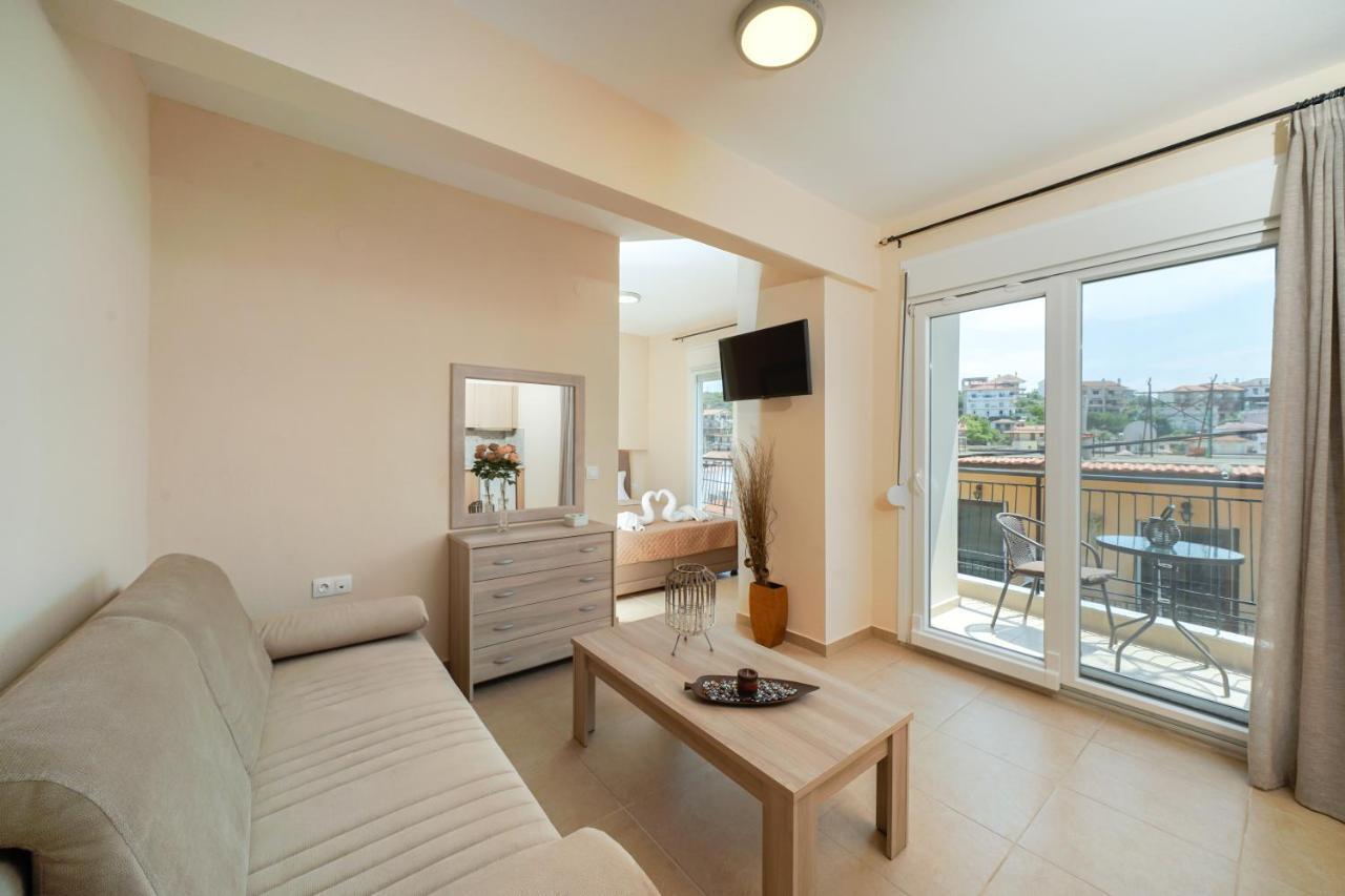 Theodore Apartments Скала-Марион Экстерьер фото